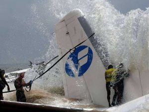 تحطم طائرة شحن يستأجرها الجيش الفرنسي في ساحل العاج ومقتل 4