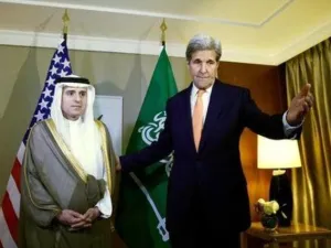 وزيرا الخارجية الاميركي جون كيري والسعودي عادل الجبير