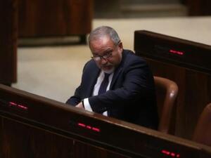 افيغدور ليبرمان في جلسة المصادقة على تسميته وزيرا للدفاع في الكنيست
