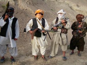 محاكم عسكرية باكستانية تقضي بإعدام 11 من طالبان
