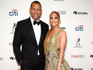 جينيفر لوبيز وأليكس رودريغو