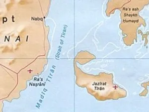 إسرائيل تلمح إلى عدم معارضتها لتسليم مصر جزيرتين بالبحر الأحمر للسعودية
