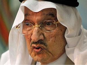 عبد العزيز بن طلال أكد دخول والده المستشفى، مضيفا أن السبب هو "إجراء فحوصات طبيعية" 