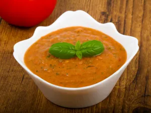 حساء الطماطم من ألذ الاطباق وأكثرها فائدة (shutterstock.com)