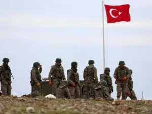 تركيا تتوعد المسلحين شرقي الفرات: ستدفنون في خنادقكم
