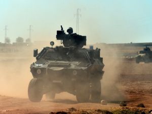  الطرف الشرقي من منطقة خاضعة للتنظيم على الحدود مع تركيا، بطول 55 كيلومترا