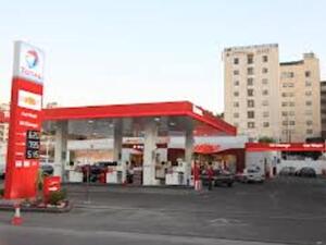 The fields in Abu Dhabi produce 1.6 million barrels per day and are expected to reach 1.8 million bpd from 2017, which would account for 6 percent of Total’s output.