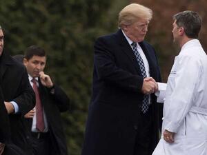 الرئيس بصحة ممتازة وأنا أتطلع للكشف عن بعض التفاصيل يوم الثلاثاء 