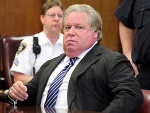 رجل أعمال مؤيد لترامب يقاضي قطر ويتهمها باختراق بريده