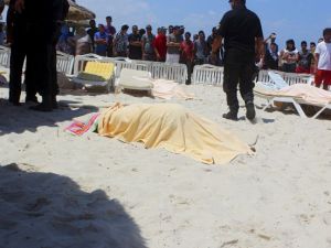 بريطانيا تعلن مقتل 5 من رعاياها في اعتداء تونس