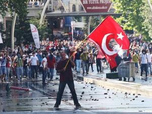 محروس يدعو لمنح اللجوء لـ غولن

