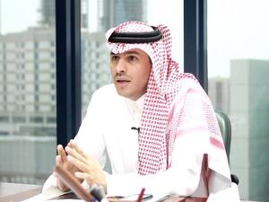 تركي العواد يسيء للسعوديات