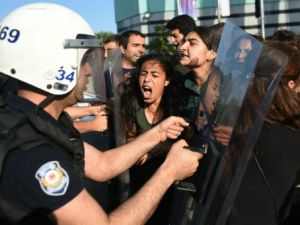 منظمة كردية تعلن قتل عضو في داعش بعد هجوم سوروتش