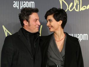 توبا بويوكستون وزوجها