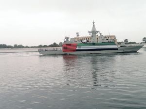 الإمارات تعلن تعرض بارجة لها في اليمن لحادث