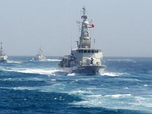 الحوثيون يطلقون صاروخا على سفينة إماراتية قبالة ساحل اليمن