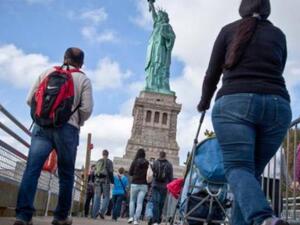 السودان يعبر عن استيائه البالغ من تجديد حظر السفر الأمريكي
