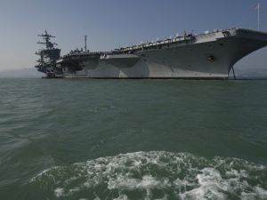 حاملة الطائرات "كارل فينسون"