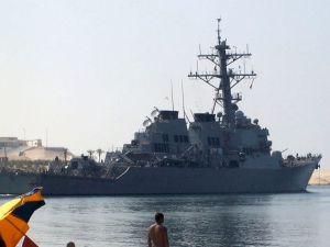 مدمرة "بورتر" الأمريكية المزودة بالصواريخ الموجهة 