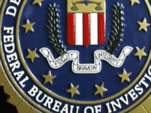 السماح لمكتب التحقيقات الفدرالي باختراق أي جهاز كمبيوتر في العالم