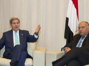 وزير الخارجية الامريكي جون كيري ونظيره المصري سامح شكري