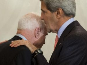 السيناتور ماكين ينتقد أداء وزير الخارجية الأميركي جون كيري في الشرق الأوسط