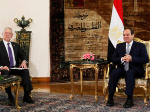 الرئيس المصري، عبد الفتاح السيسي ووزير الدفاع الأمريكي، جيمس ماتيس