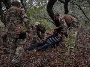 إيواء عشرين ألف طفل مهاجر في القواعد العسكرية دخلوا الأراضي الأميركية بلا مرافقين بالغين