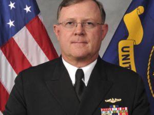 الرجل الثاني في مركز قيادة القوات النووية الامريكية (ستراتكوم)  الاميرال تيم غياردينا