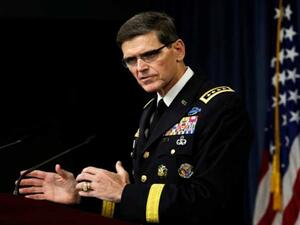  الجنرال جوزيف إل فوتيل قائد القيادة المركزية الأمريكية