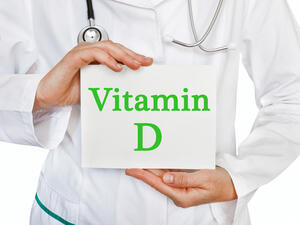 من أعراض زيادة فيتامين "د" الشعور بالغثيان