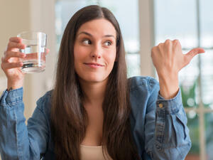 شرب كمية كافية من المياه أمر هام للجسم