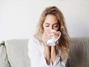 منقوع النعناع من بين الأفضل لتهدئة المعدة وانقباضات المريء

