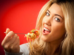 من الأطعمة التي تميل إلى رفع سكر الدم بحدة الباستا
