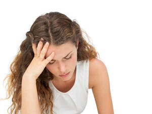 من أسباب حدوث الدورة مرتين في الشهر وجود ورم ليفي
