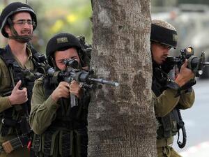 استشهاد فلسطيني في صدامات مع جنود اسرائيليين قرب رام الله