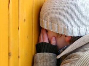 مقيم يمني يغتصب طفل حتى الموت