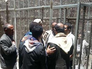  إضراب المعتقلين في عدن يسلط الضوء على سوء معاملة السجناء