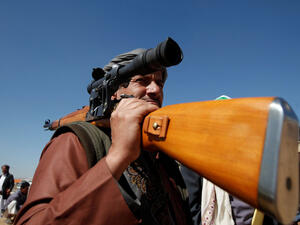 الحوثيون أقفلوا باب التفاوض وهادي يرد بإقفال باب الاستقالة