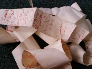  "حروز وتمائم سحرية" بحوزة أسرى الحوثيين في الجوف