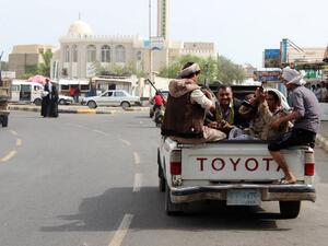 الحوثيون يرفضون نقل الحوار خارج اليمن 