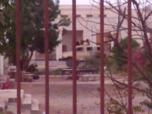 مسلحون يقتحمون جامعة عدن للمرة الثانية خلال ثلاثة أيام