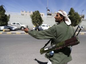 تواصل الاشتباكات العنيفة في عدن 