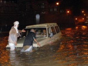 الضحايا وغالبيتهم من النساء والاطفال كانوا يرافقون موكب العروس