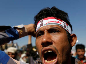 مسؤول حوثي يحذر من أن أطرافا خارجية، لا سيما الرياض، تستفيد من استمرار الحرب في اليمن