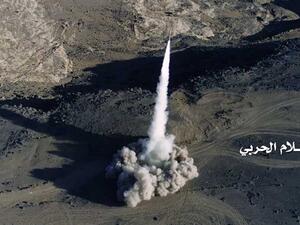 إطلاق صاروخ من طراز (بدر1) على لواء الرادارات في خميس مشيط بمنطقة عسير