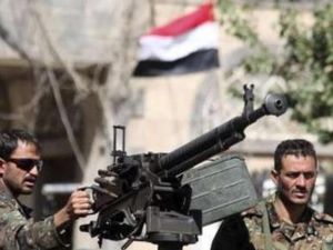 دورية للشرطة اليمنية امام محكمة امن الدولة في صنعاء