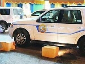 الهيئة تضرب شاب في منتزه عكاظ