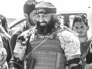 دعا  إلى قصف الجانب الأيمن من مدينة الموصل بالكيماوي