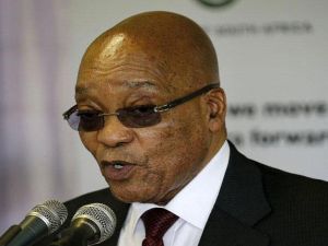 المحكمة الدستورية في جنوب أفريقيا تأمر زوما بإعادة أموال في قضية فساد